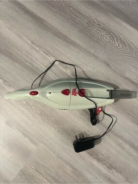 Dirt Devil Handheld Vacuum